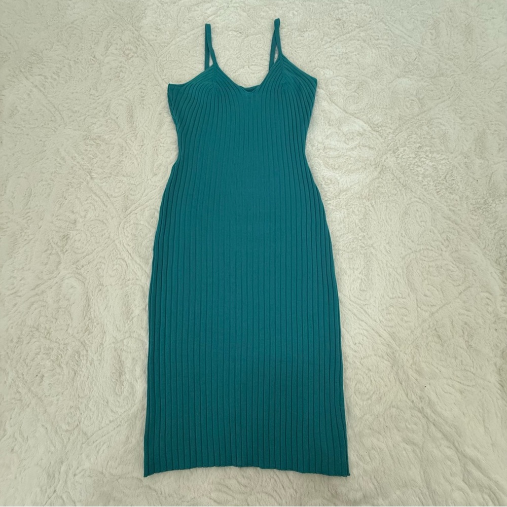 Elegant Teal Ribbed Dress